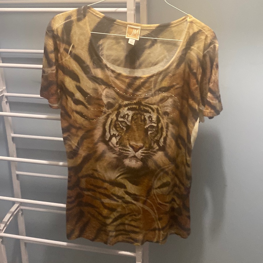 Tiger shirt